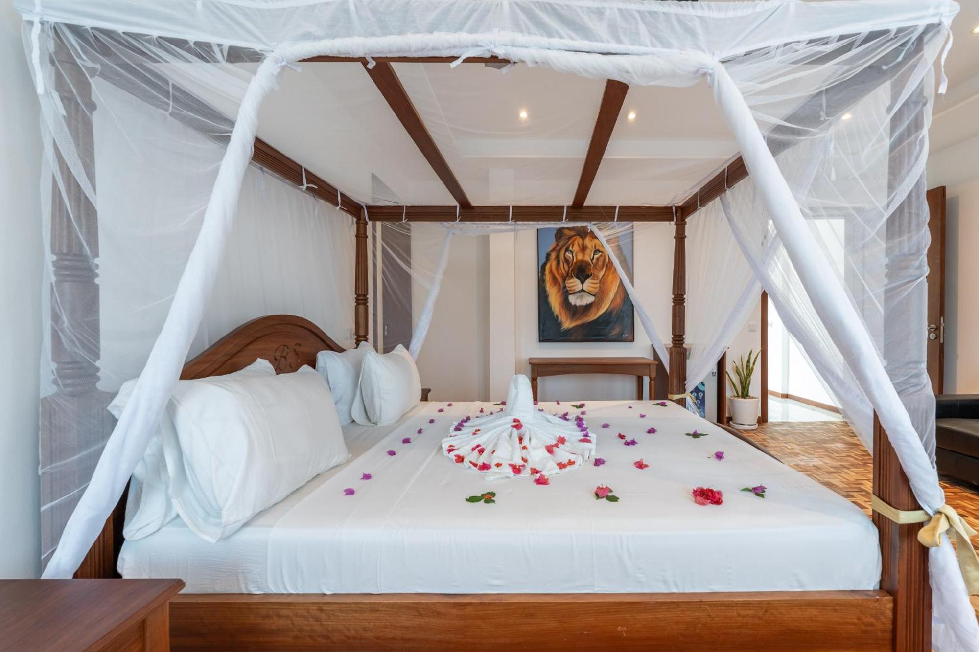 Villa Branca Diani Boutique Luxury & Personalized Service Diani Beach Exteriör bild